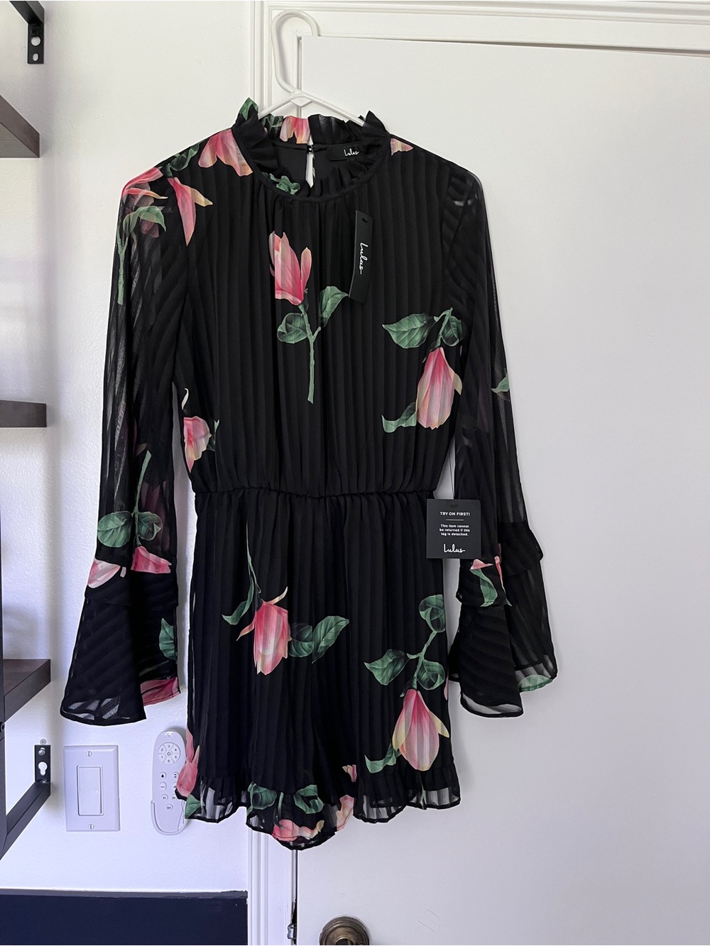 NWT Lulu's Black Floral Long Sleeve Pleated Romper